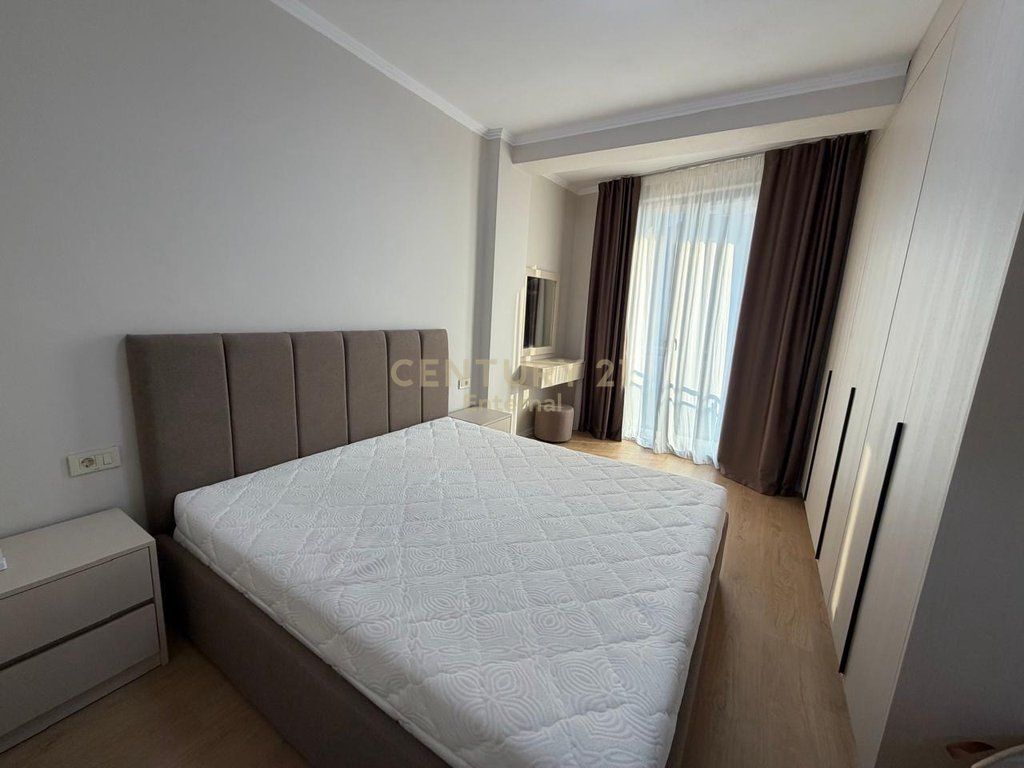 Apartament 2+1 Me Qira në Rrugën Mine Peza, Tiranë - 1000€ | 93.7 m² 1,000 € /Muaj