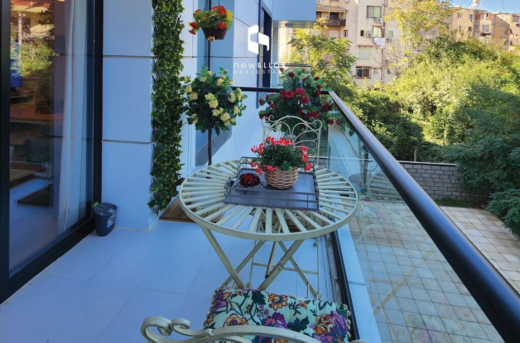 Me Qera: 2+1+2wc &amp; Post Parkimi 📍 21 Dhjetor - Ambasadat - Ndertim V.2022 - Mobilim Ultra Cilesore || 1,000 Euro/Muaj