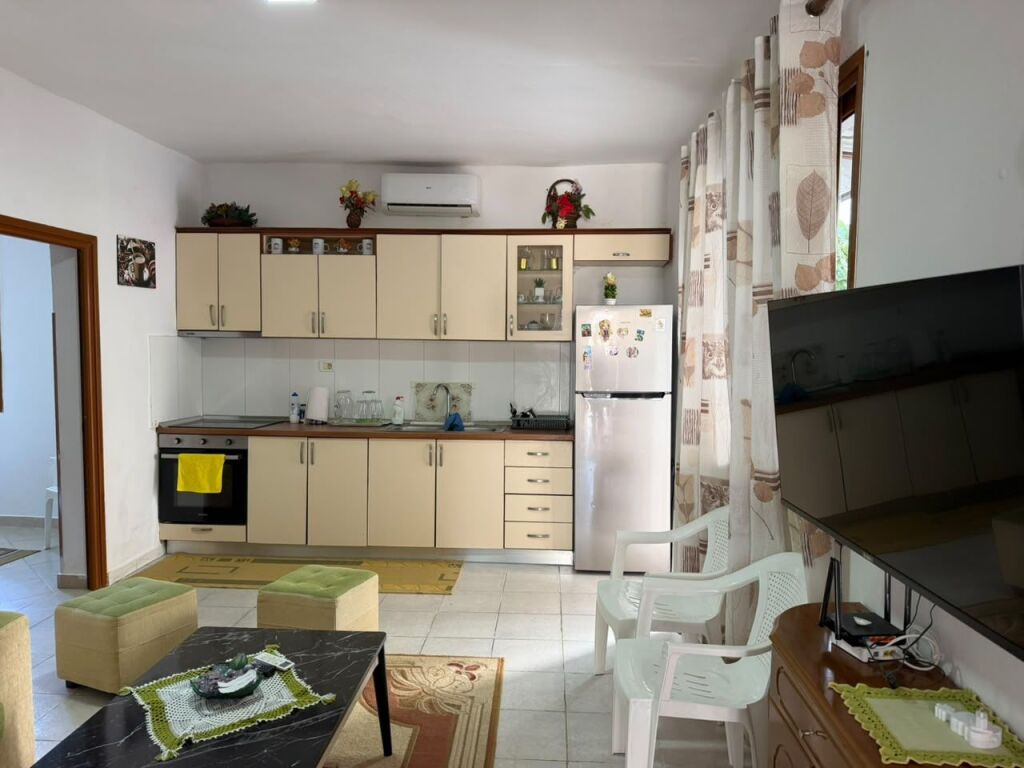 Apartment 2+1+Parking Space For Long Term Rent - Reald College, Vlora