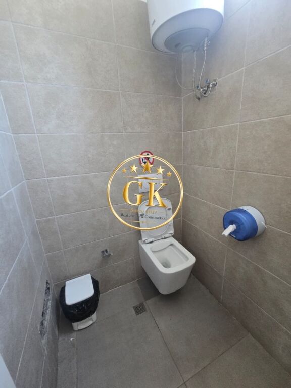 20781701🏡 JEPET ME QERA BAR RESTORANT PICERI NË PLAZH, DURRËS 📍