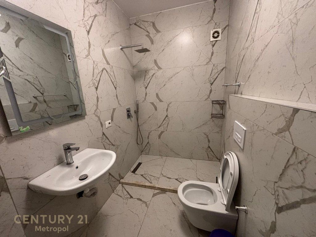 Apartment 2+1 for Rent near Rruga e Dibrës