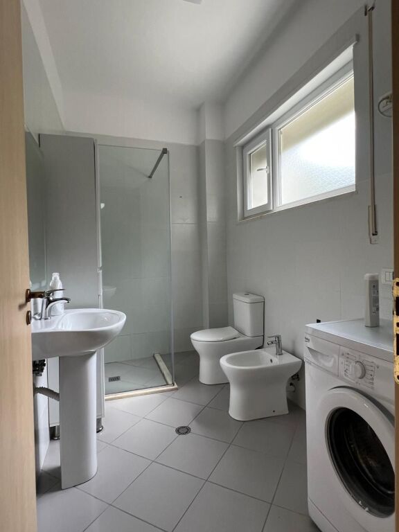Apartament Per Shitje 2+1 Tek Gjiri i Lalezit (ID B120907) Tirane