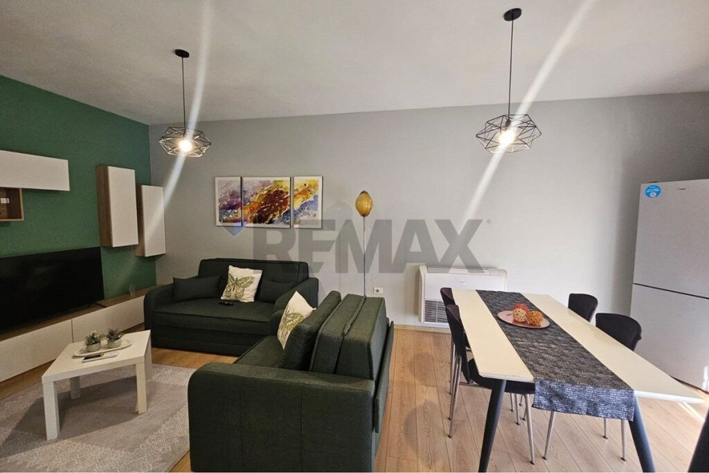 2+1 apartment for rent in Tirana