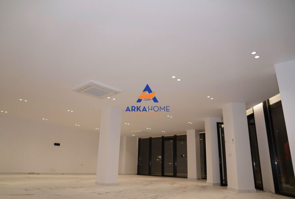 PREMISES FOR RENT 120 M2 "DON BOSKO" 1500 EURO