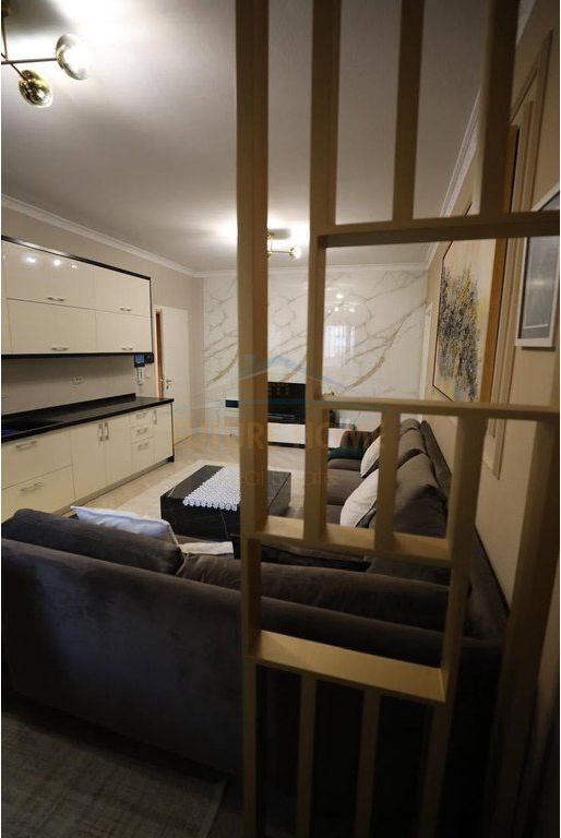 Affitto, Appartamento 2+1 + Garage, Kodra e Diellit 800 €