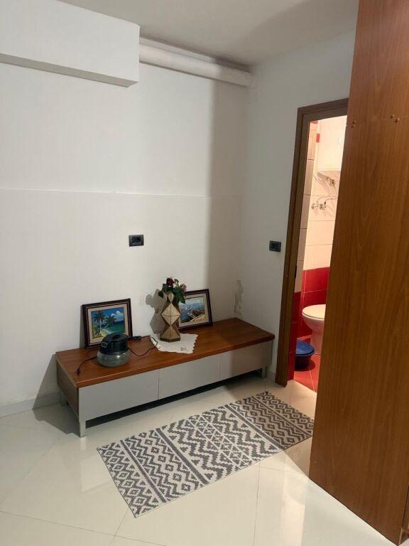 APARTAMENT 1+1 35,000 LEKE QYTET STUDENTI