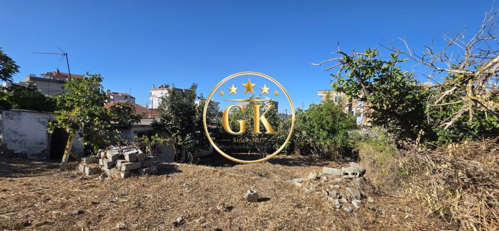 20926134 ''EKSLUZIVE E GOLD KEY'' Shitet Shtepi e vjeter 3+1,Kantina Veres, Shkozet