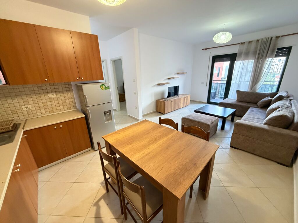 🏠 Appartamento 1+1 in affitto  📍 Indirizzo: Astir Green City 🏢 Piano: 5 🛋️ Arredato 💰 Prezzo: 450 mila lek/mese  📞 Per maggiori informazioni o per visitare, contattare in privato.