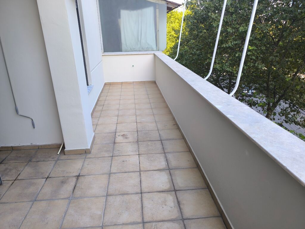 Apartament me qira