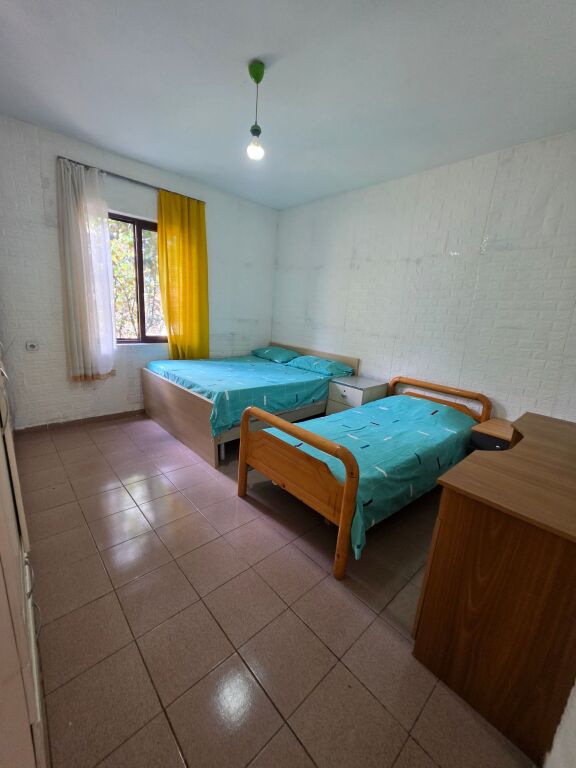 Apartment 1+1 for rent in Laprake (37,000 lek)
