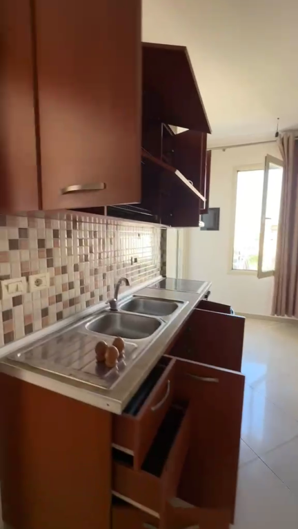 Jepet me qera apartamenti 2+1