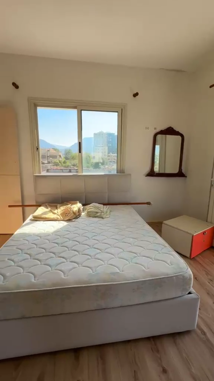 Jepet me qera apartamenti 2+1