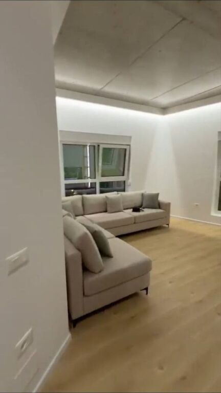 APARTAMENT 2+1 60,000 LEKE ALI DEMI