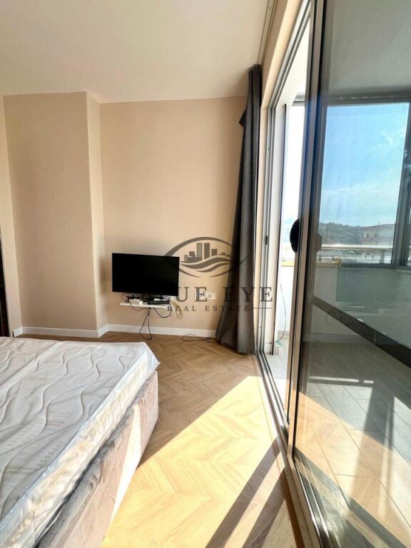 APARTAMENT 1+1 PËR SHITJE – SHKËMBI I KAVAJËS!