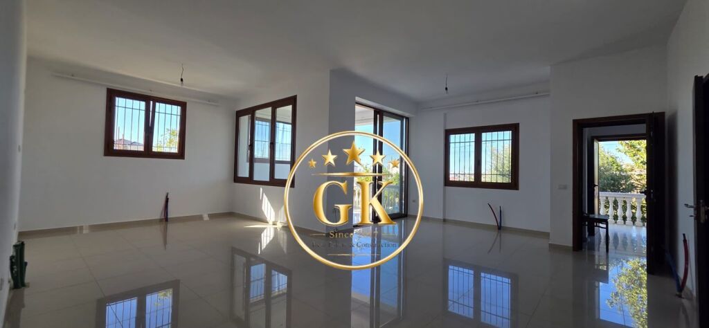 20920609 🏡JEPET ME QERA SHTEPI PRIVATE ,RASHBULL