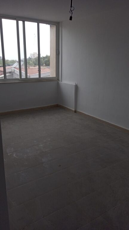 Affitto | Apartament 2 + 1 | Fresku | 400 €/mese