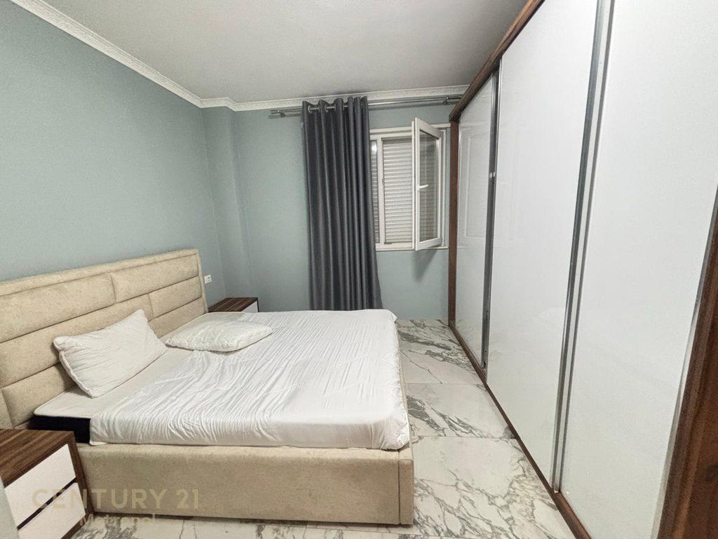 Apartment 2+1 for Rent near Rruga e Dibrës
