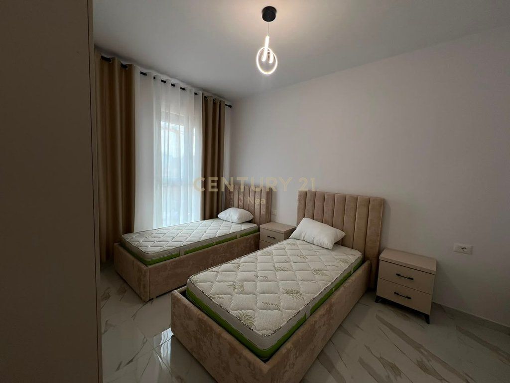 APARTAMENT 2+1+POST PAKIMI ME QIRA – TRIO TOWER, DON BOSKO 800 € /Muaj Sip. Totale  125m2
