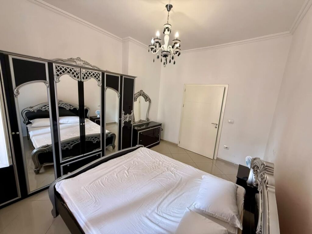 📣 RENT Apartment 2+1 📍 Ish Blloku ✨  🏢 Existing Building 🪜 3rd Floor (No Elevator) 🛋️ Furnished  💶 Price 800 Euro