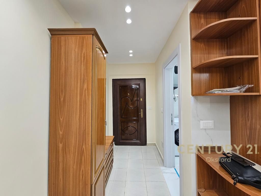 JEPET ME QERA APARTAMENT 2+1 NE LAPRAK, RRUGA DRITAN HOXHA 700 € /Muaj
