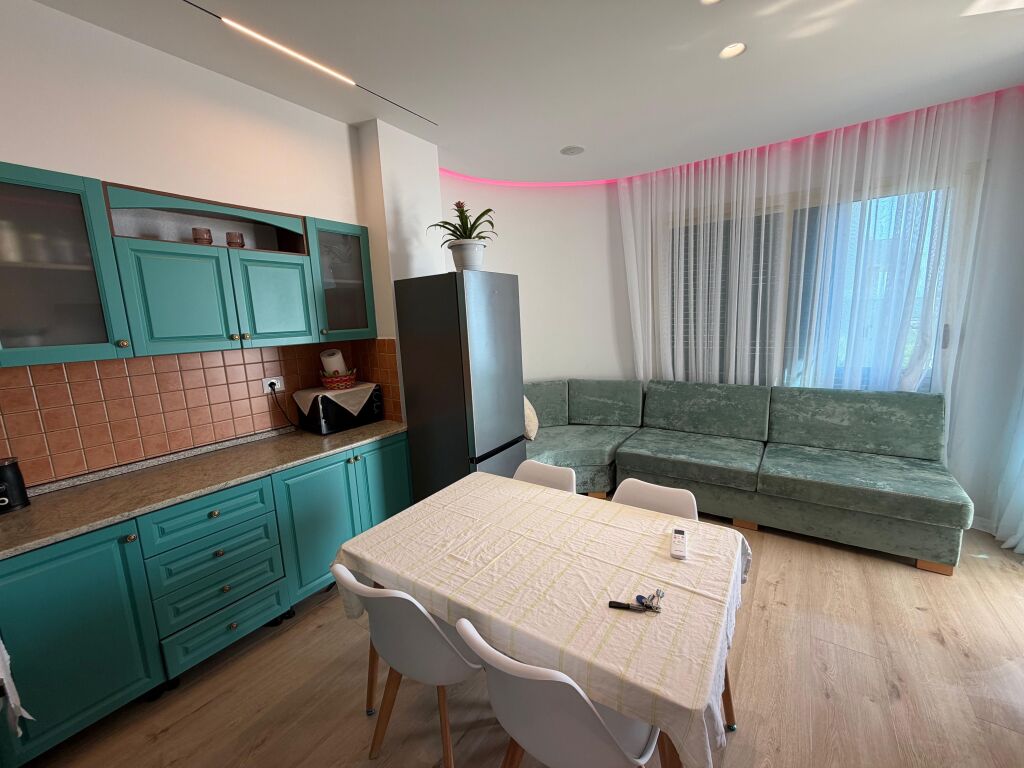 In vendita, Appartamento 1+1, Shkembi Kavajes, Durres .