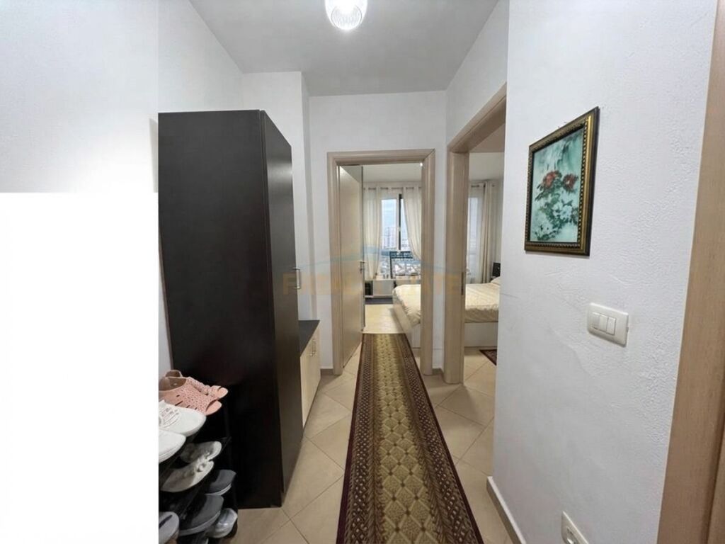 In vendita, Appartamento 1+1, Yzberisht, Tirana.