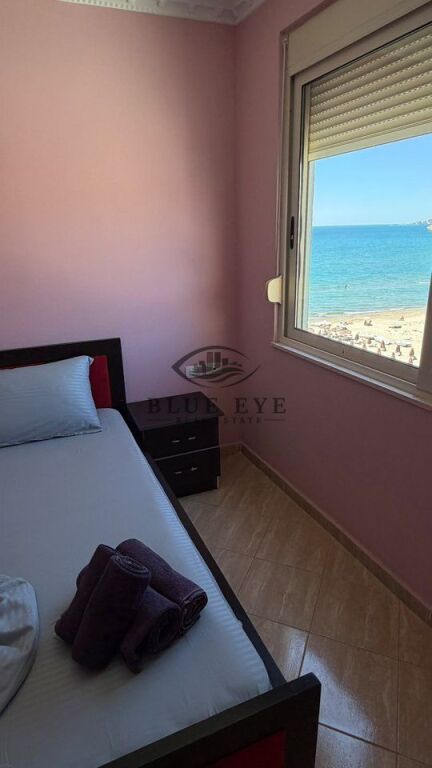 JEPET ME QIRA – APARTAMENT 1+1 NË VIJË TË PARË ME DETIN 🌊