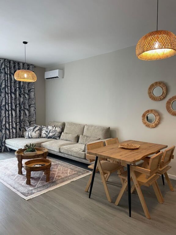 Apartament 1+1 me pamje Deti me Qera Afatgjate - Market "Dea", Radhime, Vlore