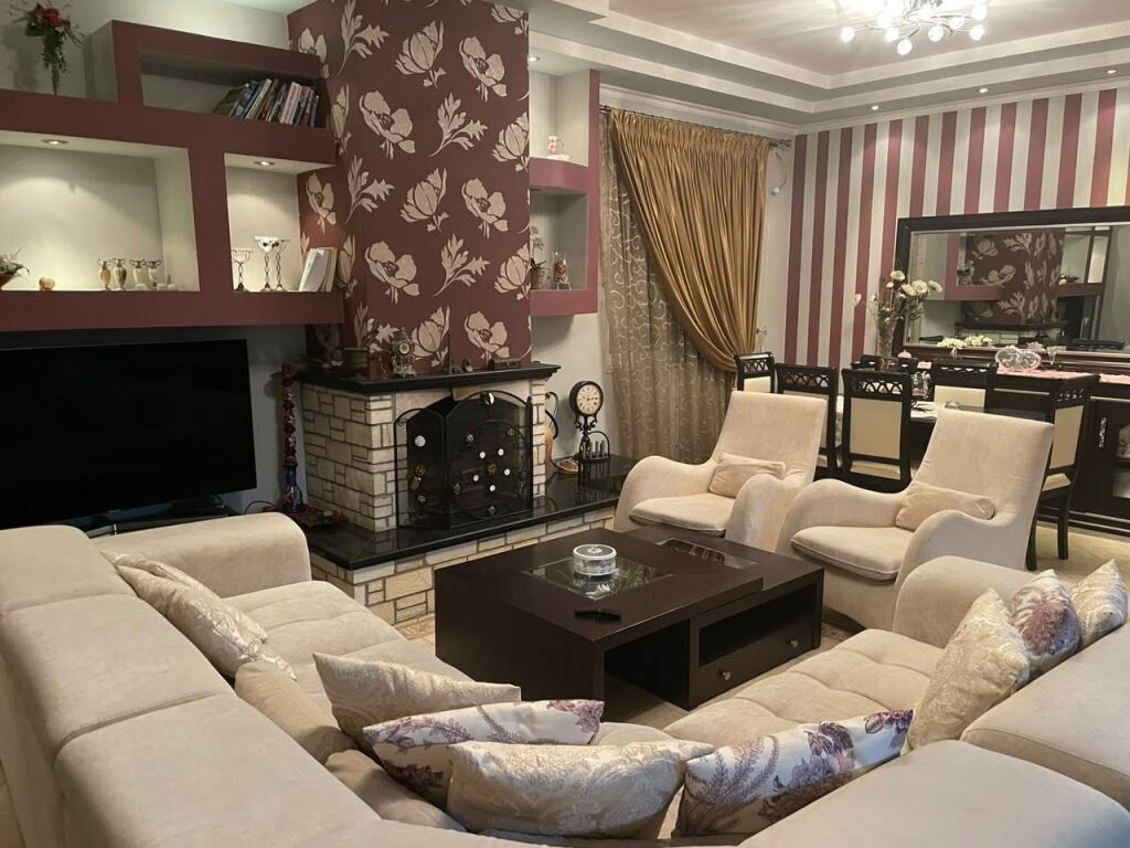 Vile Me Qera 3+1 Ne Sauk (ID BV22705) Tirane