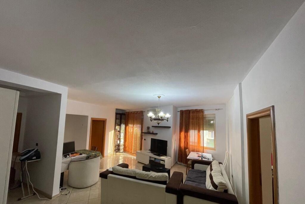 Appartamento In Affitto 2+1 Presso Komuna e Parisit (ID B2202121) Tirana