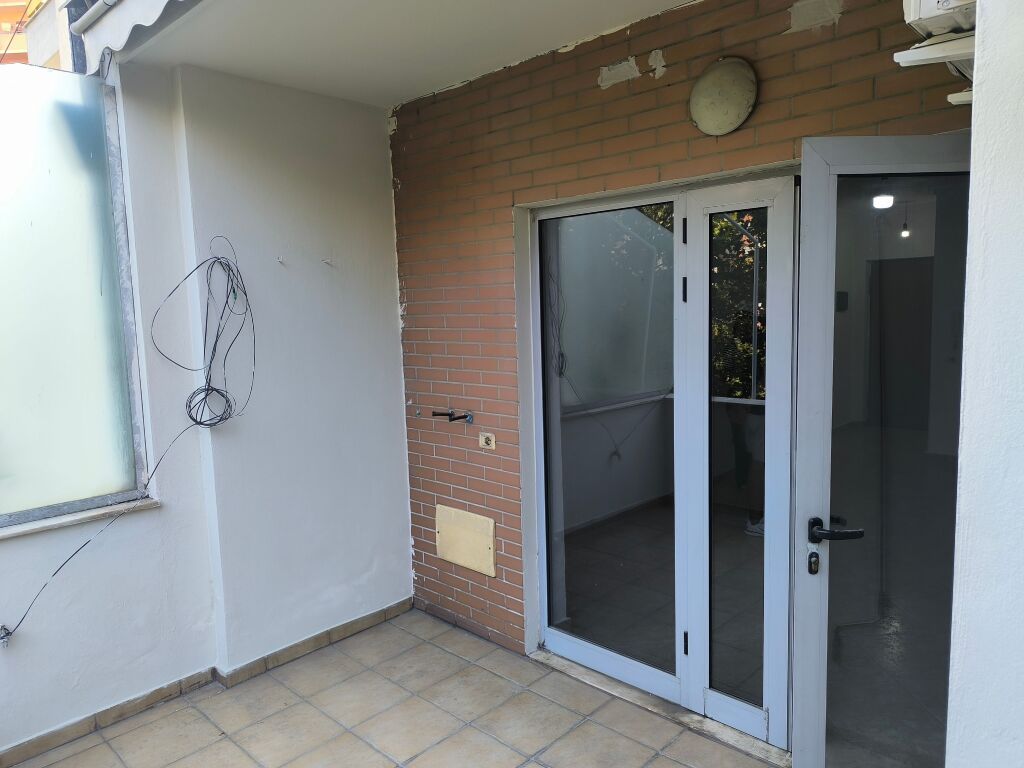 Apartament me qira