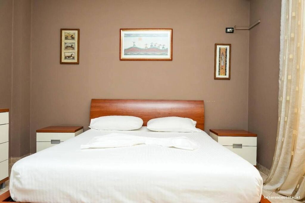 Appartamento In Affitto 3+1 In Centro (ID B230227) Tirana