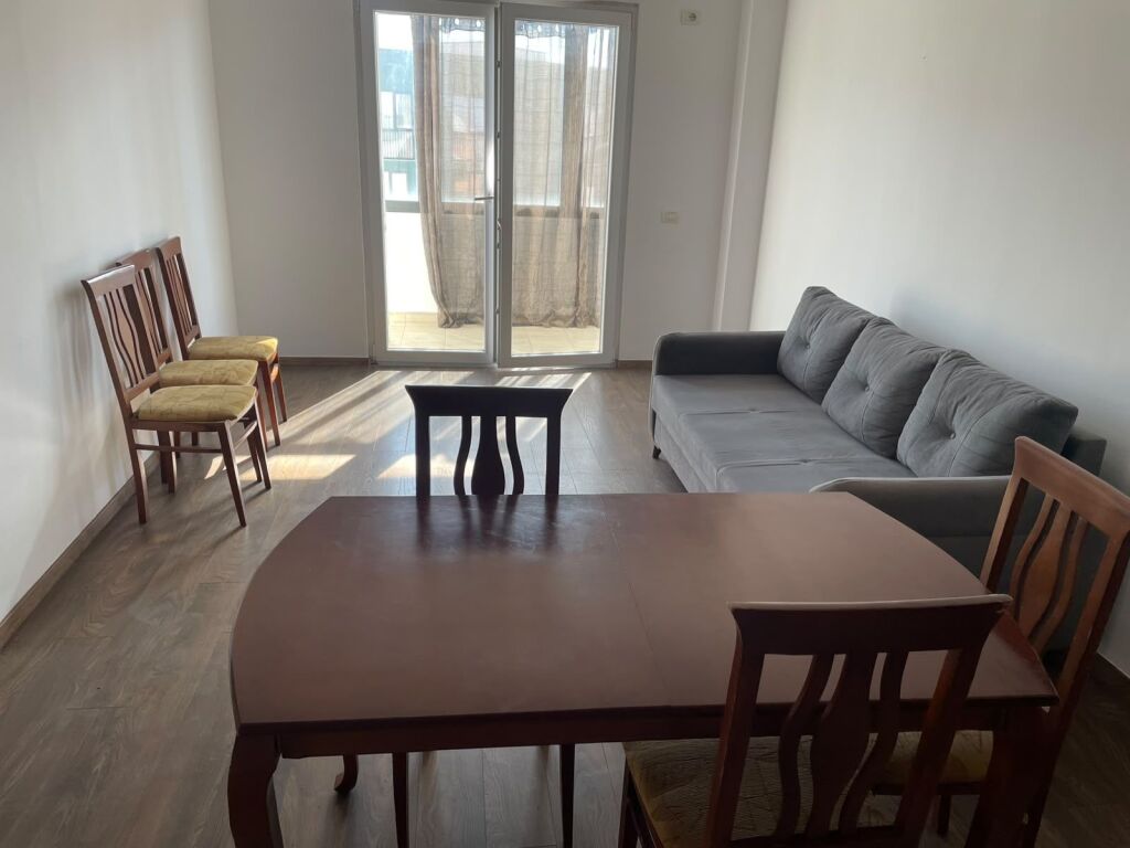 Yzberisht, affittasi appartamento 2+1! 40.000 Leke