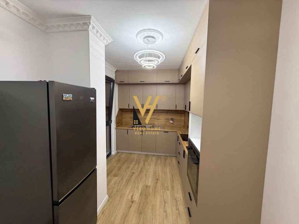FOR RENT 2+1+BLK APARTMENT NEAR THE FORMER SHQIPONJA SQUARE 85,000 LEKE