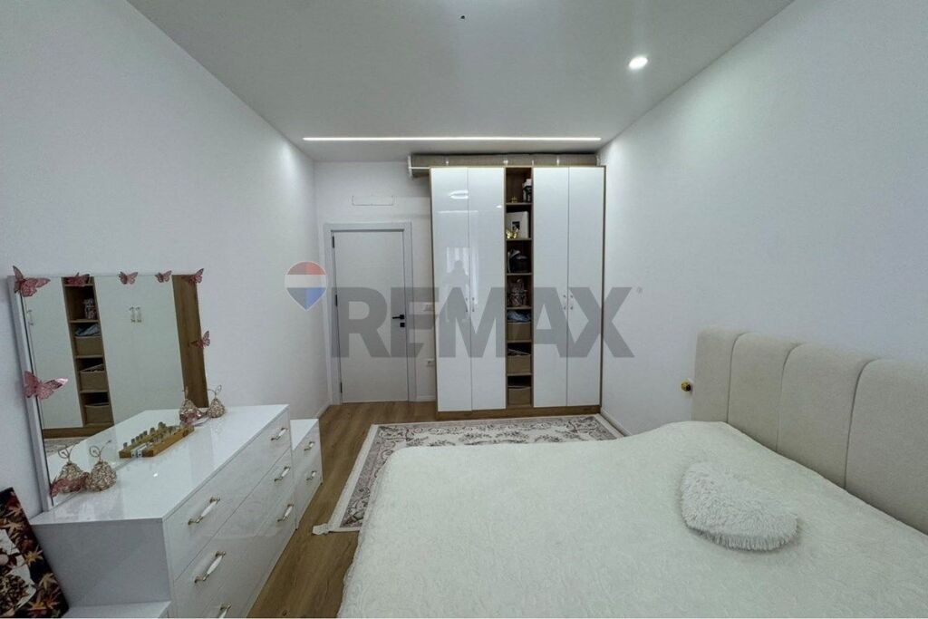 Apartament - Për Qira - Rruga Dritan Hoxha, Tiranë