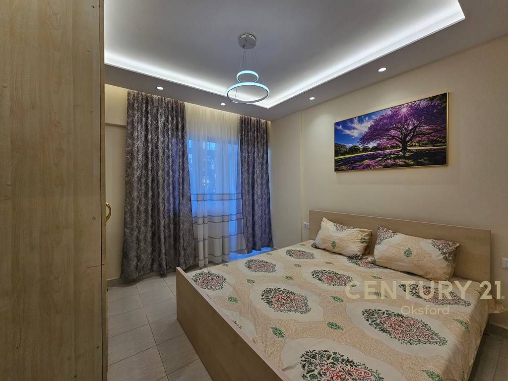 JEPET ME QERA APARTAMENT 2+1 NE LAPRAK, RRUGA DRITAN HOXHA 700 € /Muaj