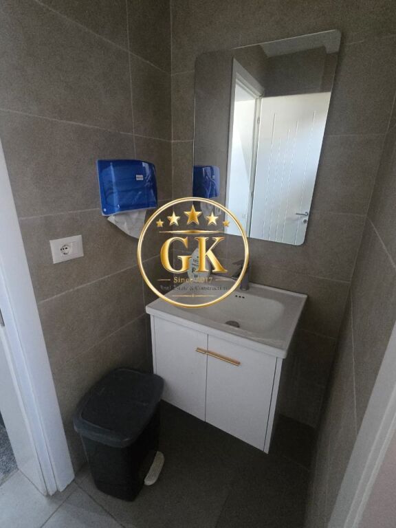 20781701🏡 JEPET ME QERA BAR RESTORANT PICERI NË PLAZH, DURRËS 📍