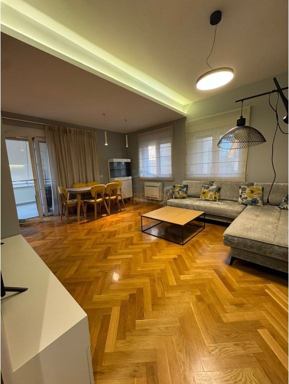 Qera,Apartament 2+1+2+Verande+Post Parkimi, Touch of the Sun, Sauk