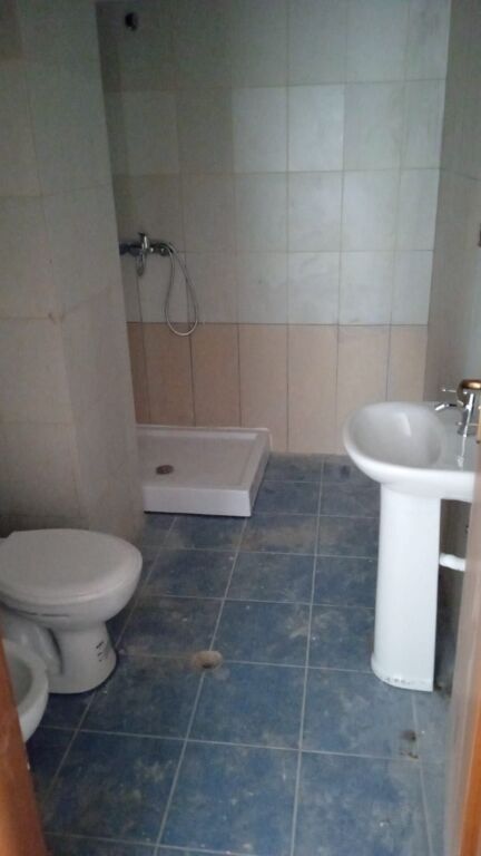Affitto | Apartament 2 + 1 | Fresku | 400 €/mese