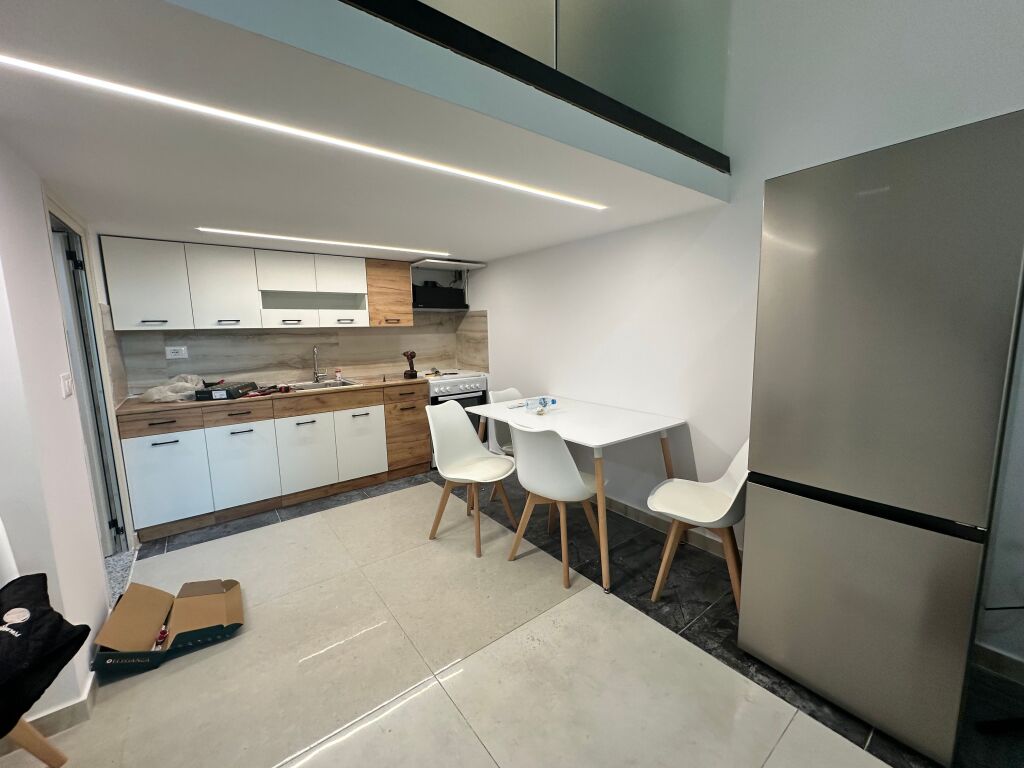 Apartament me qira Skel Vlore
