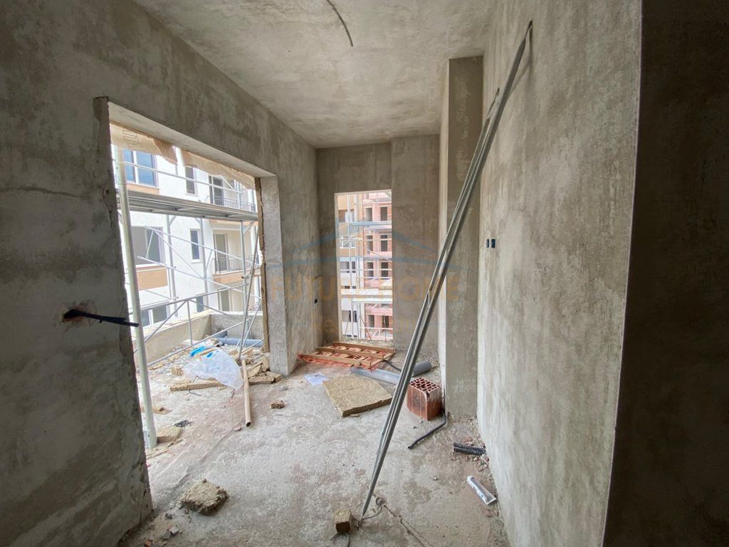 Shitet,Apartament 2+1, ish Fusha e Aviacionit