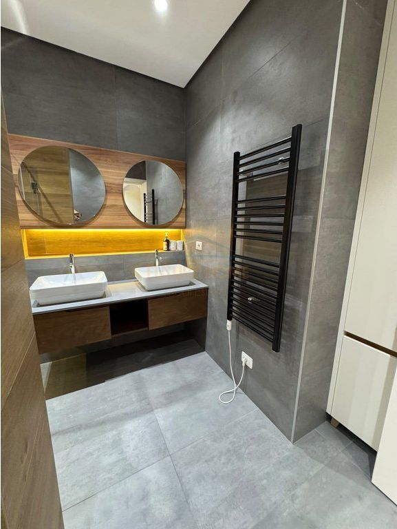 Qera,Apartament 2+1+2+Verande+Post Parkimi, Touch of the Sun, Sauk