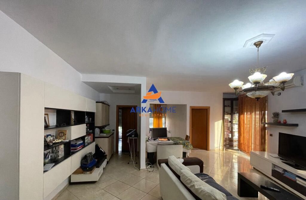 APPARTAMENTO IN AFFITTO 2+1+BALCONE "KOMUNA E PARISIT" 60.000 LEKE