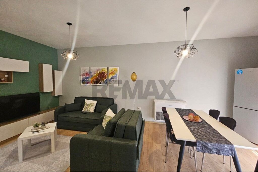 2+1 apartment for rent in Tirana