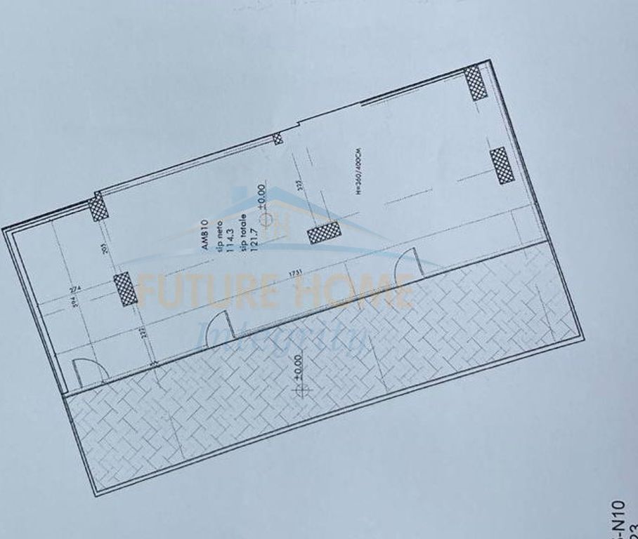 Affitto, Locale Commerciale, Via Kavaja, Tirana. 1.300 €