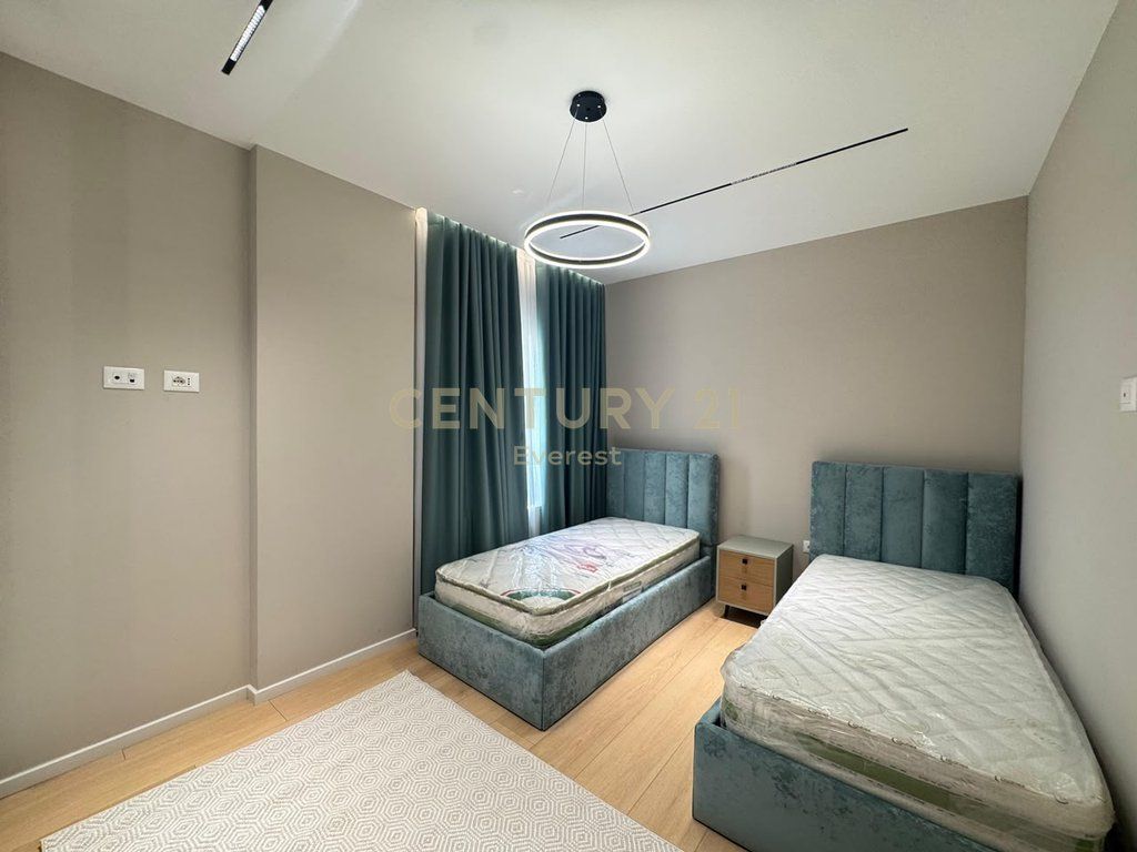 RESIDENZA LAKE LAND, AFFITTIAMO APPARTAMENTO 2+1+POSTO AUTO