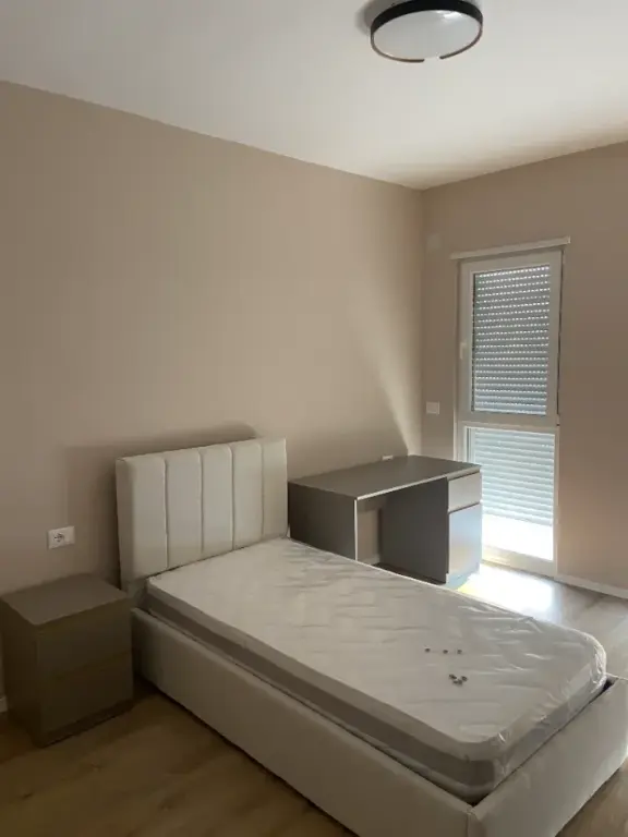 Affitto | Apartament 2 + 1 | QTU (Qendra Tregtare Univers) | 550 €/mese