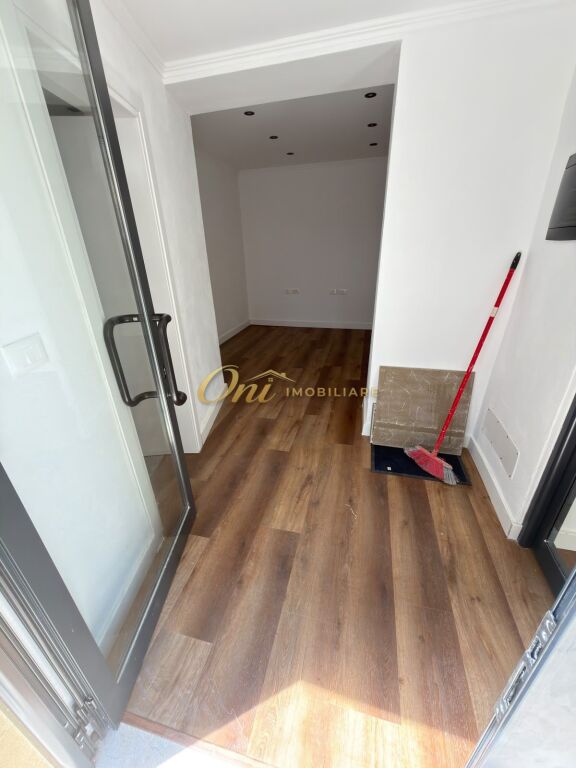 CENTRO AFFITTASI NEGOZIO 45M2