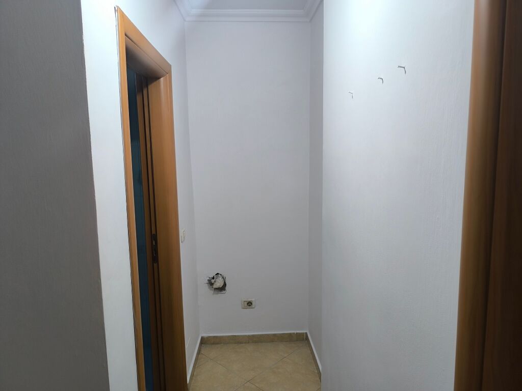 Apartament me qira