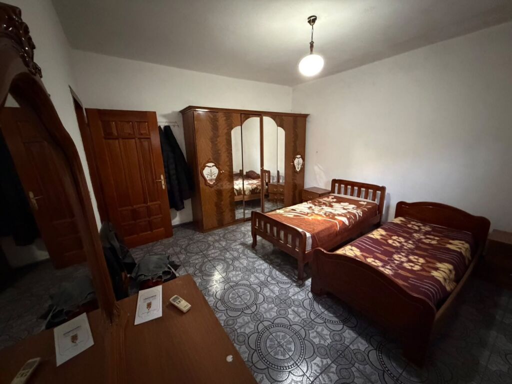 Shtepi me qera kati 0